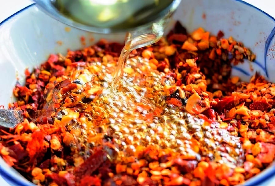 how to make chili oil