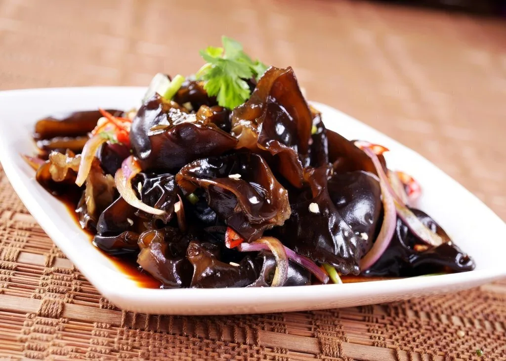 Black fungus salad with chili and cilantro