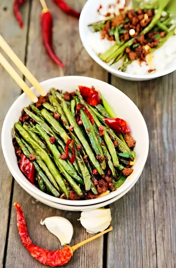 Green beans dry-fried until wrinkled and blistered