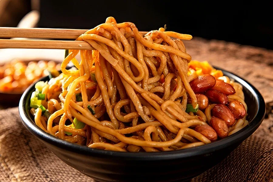 Hot dry noodles with pickled vegetables and scallions