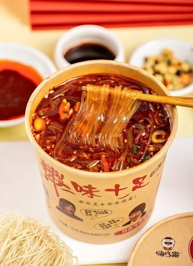 Instant hot and sour noodles